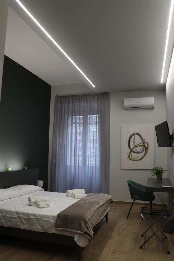 Ioletta House Apartment Catania Bagian luar foto