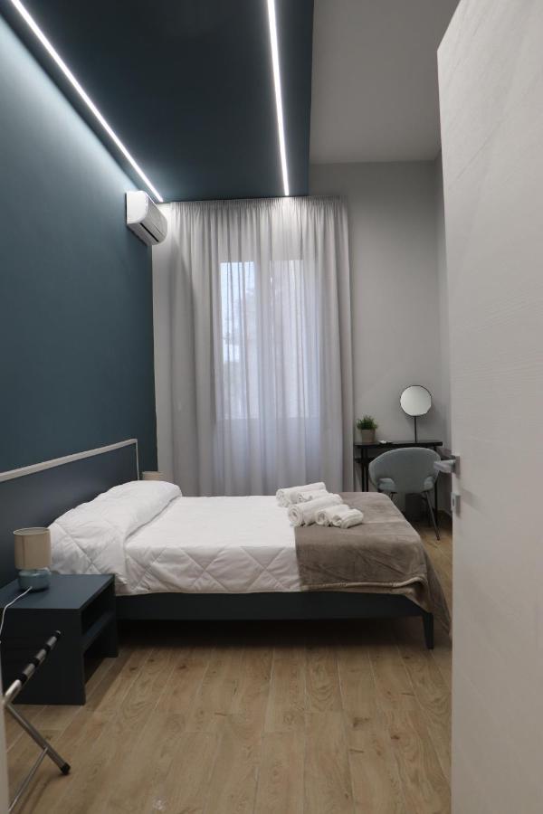 Ioletta House Apartment Catania Bagian luar foto