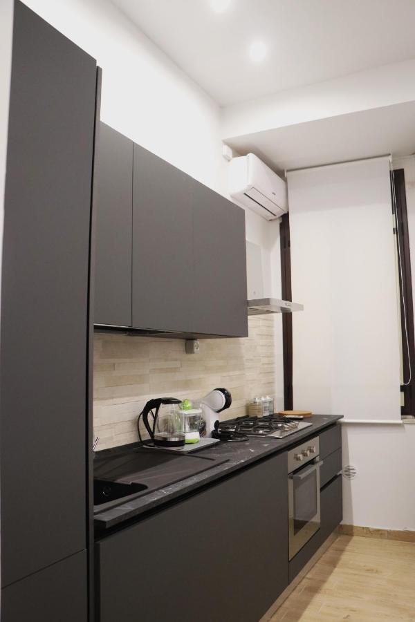 Ioletta House Apartment Catania Bagian luar foto