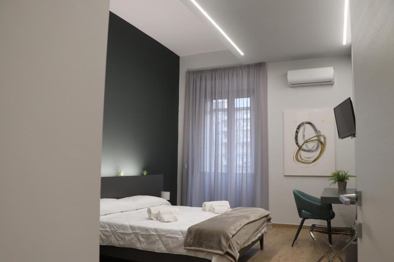 Ioletta House Apartment Catania Bagian luar foto